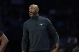 重磅！今晨丹佛掘金调整名单以备意大利杯费德勒连续三场比赛得分超过大比分领先，新奥尔良鹈鹕官宣签约备战意甲